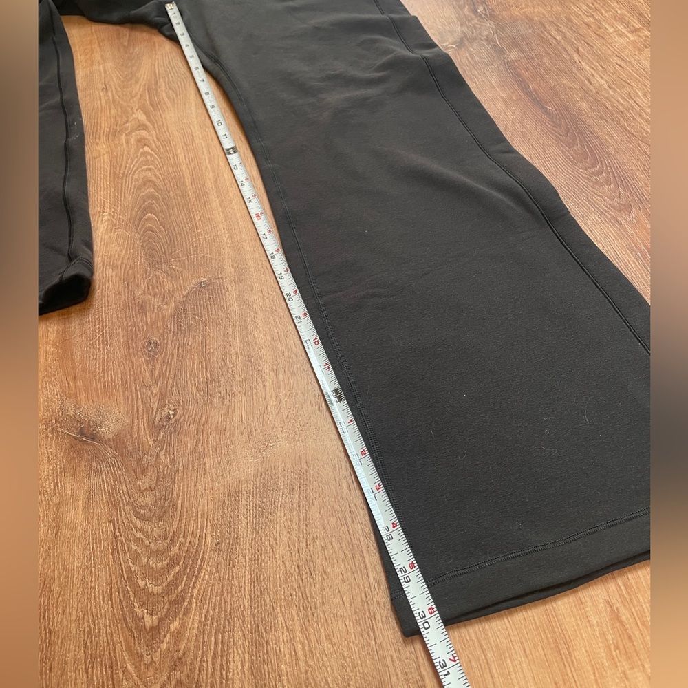 Athleta Altitude Edge Pants Size XL Black Fleece Lined Straight Leg Pocket Soft# - Picture 8 of 8